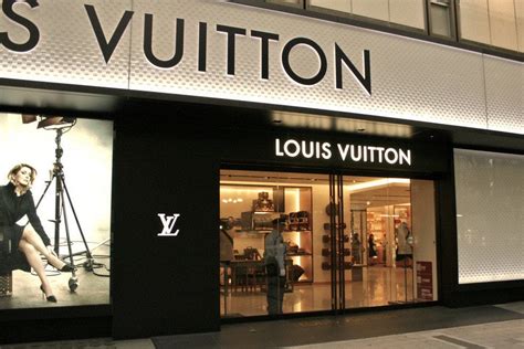 black friday louis vuitton rome|Louis Vuitton stores.